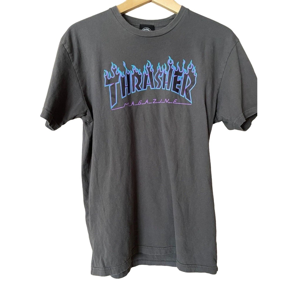 Thrasher Magazine T-Shirt Mens M Grey Flame Fire‎ Purple Blue Spellout Logo